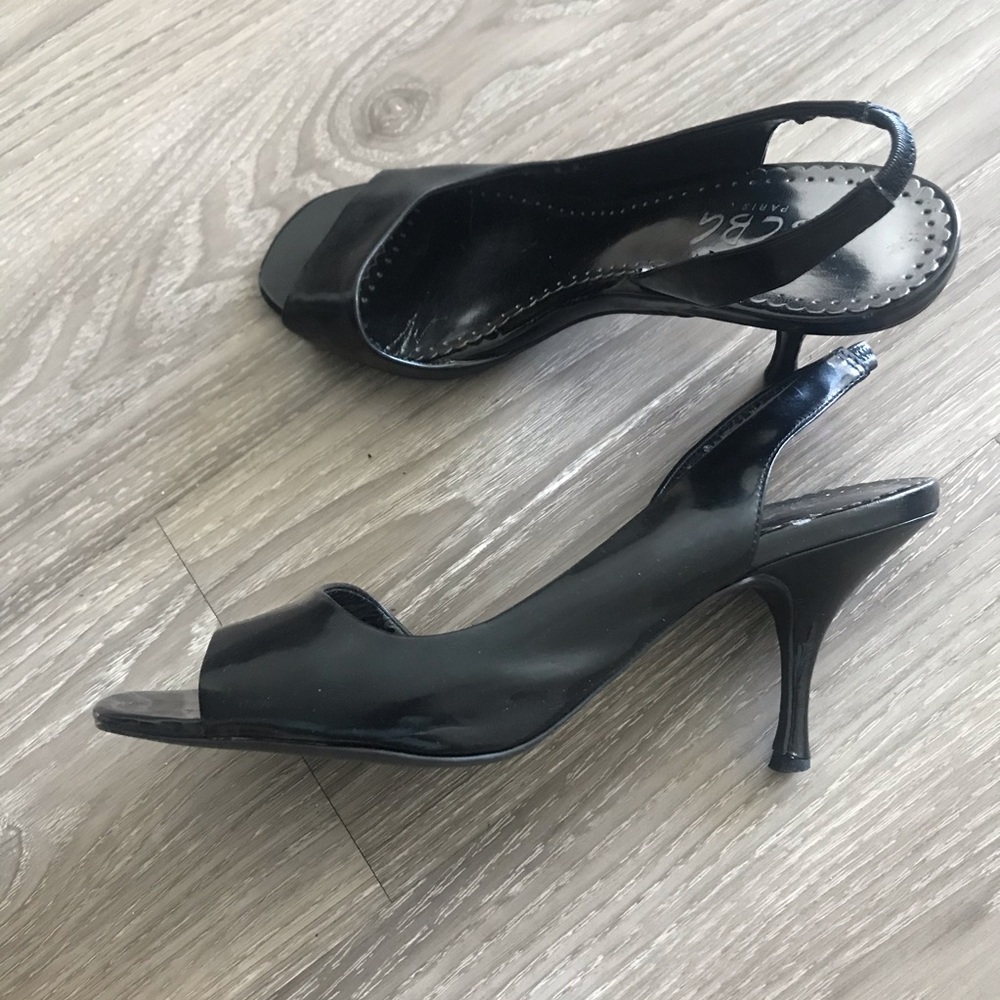 Black heels - Picture 2 of 5